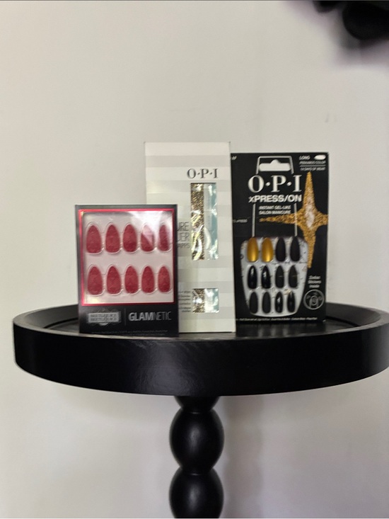 OPI Other - OPI and Glamnetic Press-On Nail Lot — Red, Gold & Black Styles